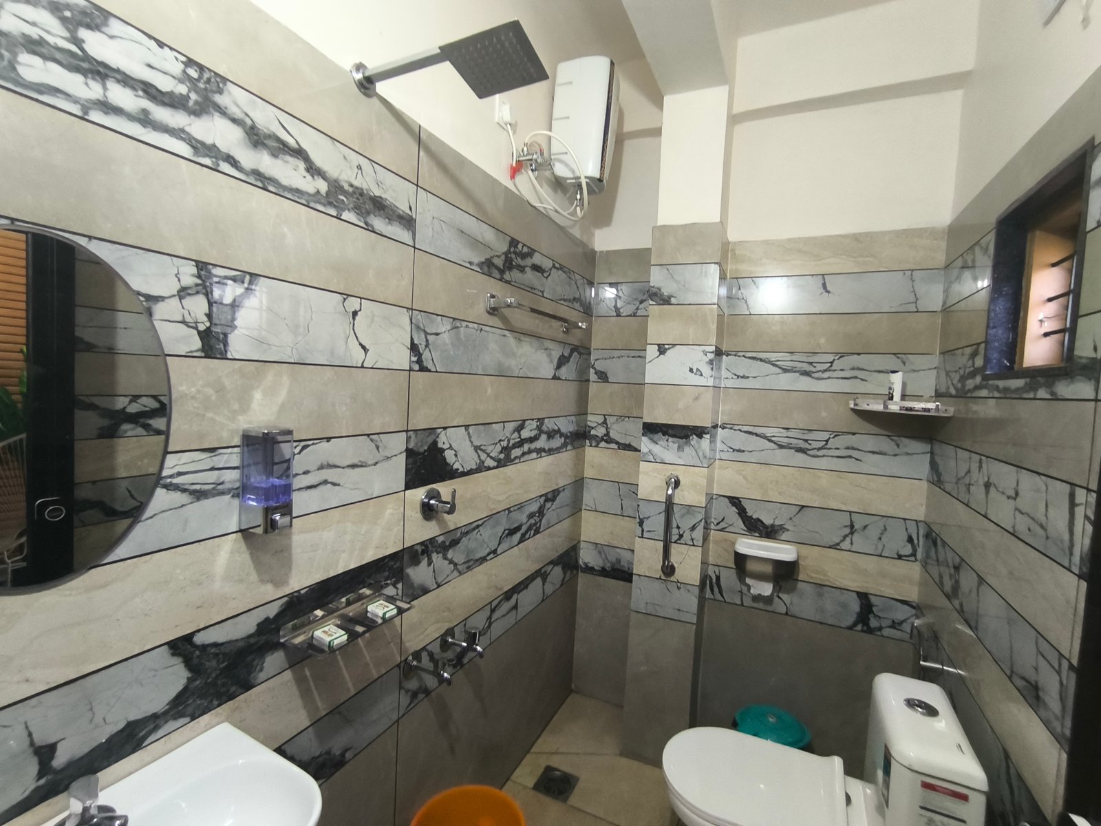 Bathroom shower